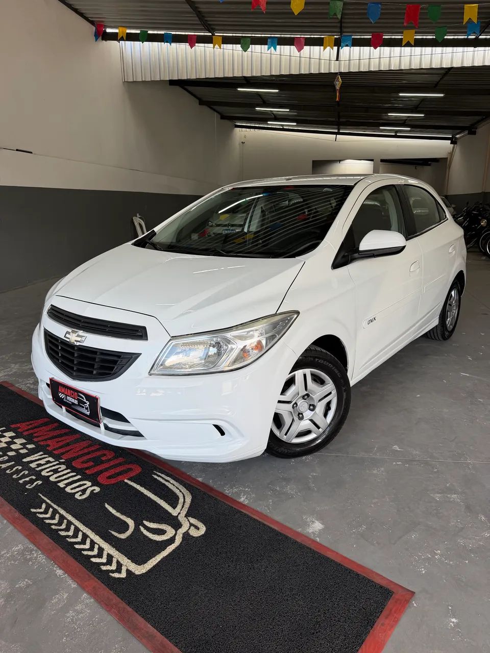 Chevrolet Onix ONIX HATCH Joy 1.0 8V Flex 5p Mec. 2018