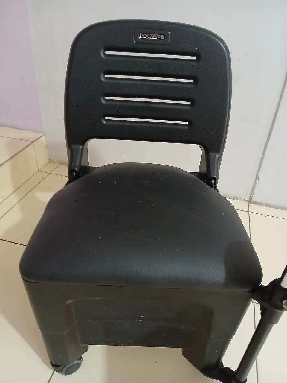 Cadeira de Manicure e Pedicure  - Foto 2