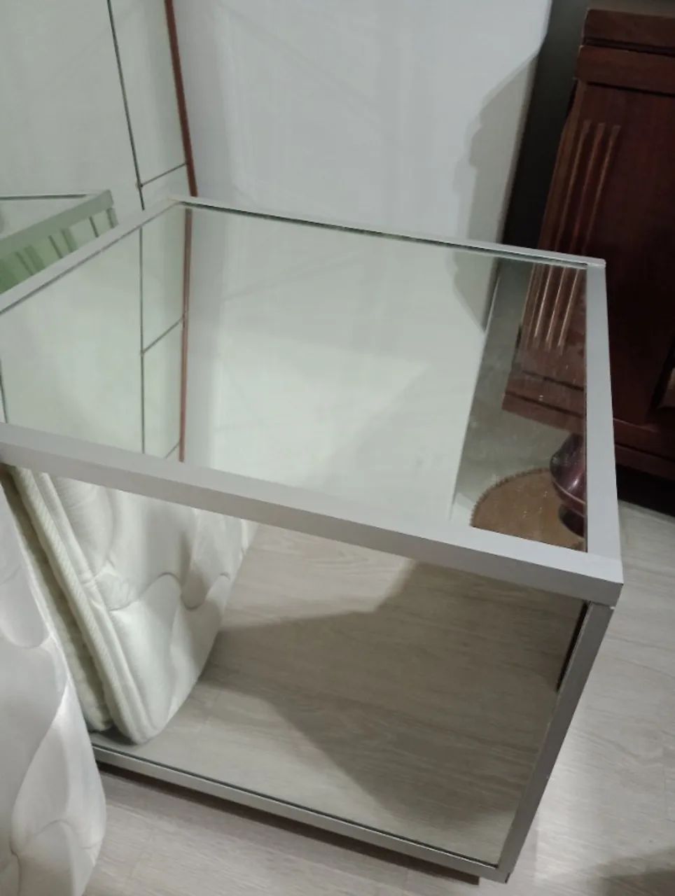 Mesa de canto/centro espelhada 0,72 x 0,72 - Foto 4