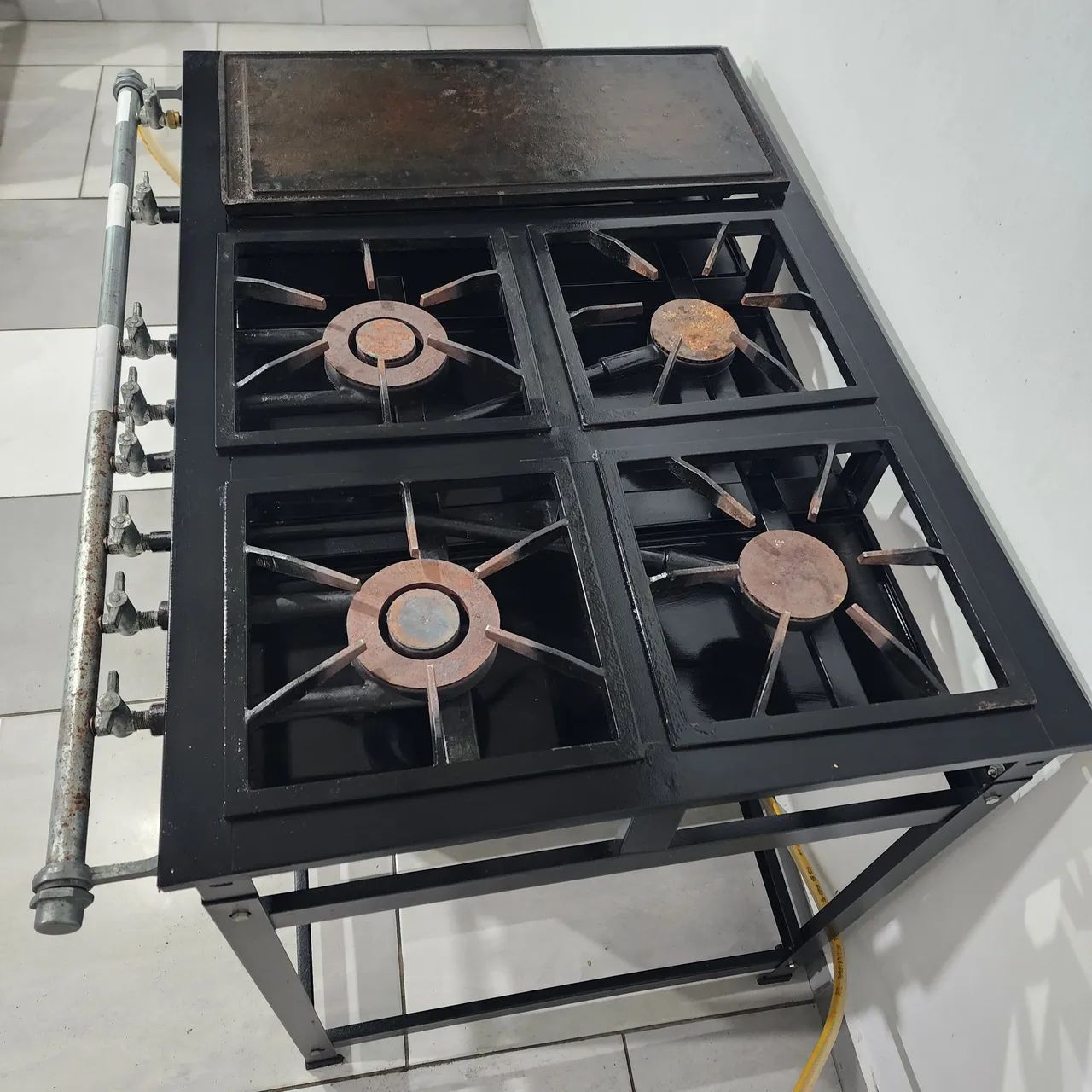 FOGÃO INDUSTRIAL 4 BOCAS COM CHAPA E FORNO - PROFISSIONAL - Foto 4
