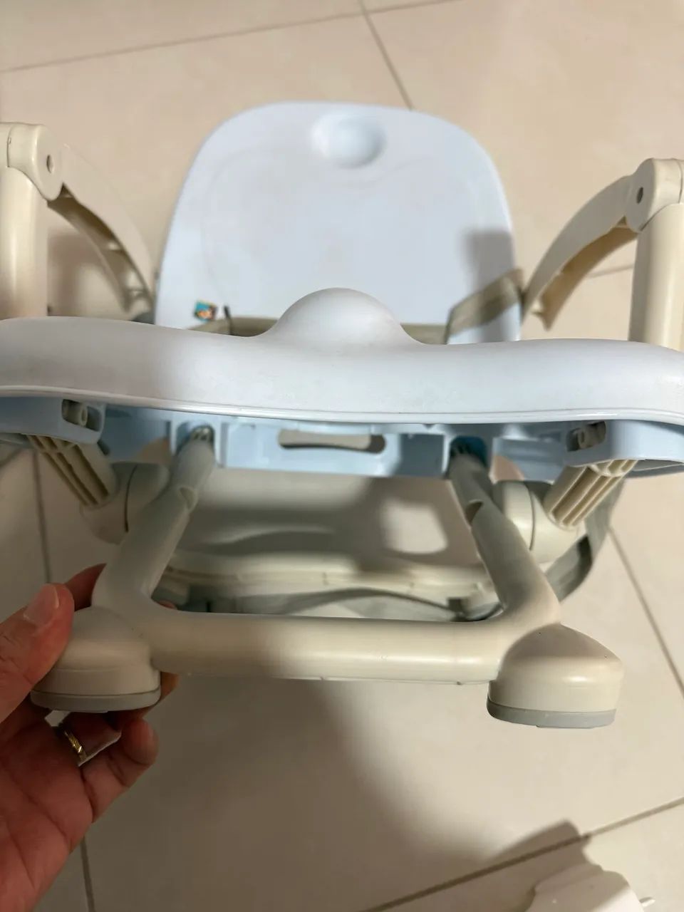 Cadeira de alimentação para doação  - Foto 2