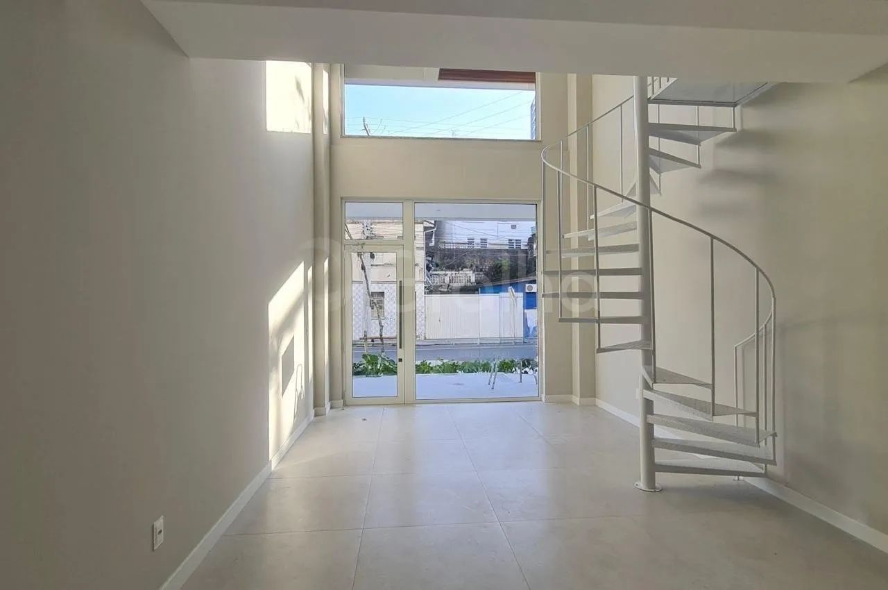 Loja de 48 m² na Beira Mar