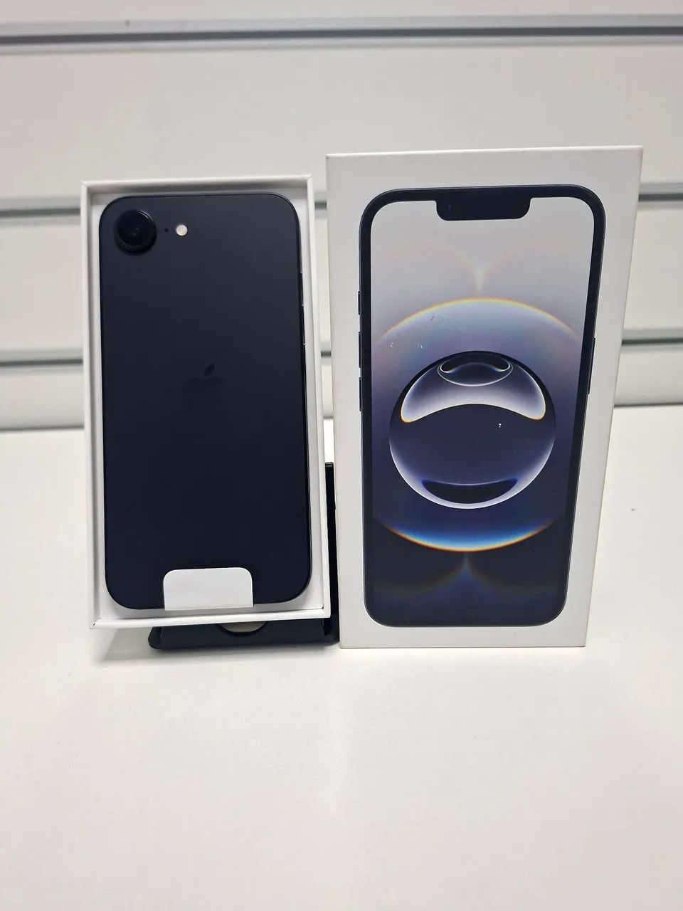 IPhone 16e 256gb  preto na caixa 