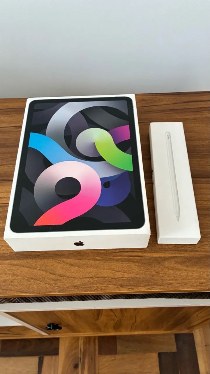 iPad Air 4ª geração 64 GB + Apple Pencil 2ª geração - - Tablets e
