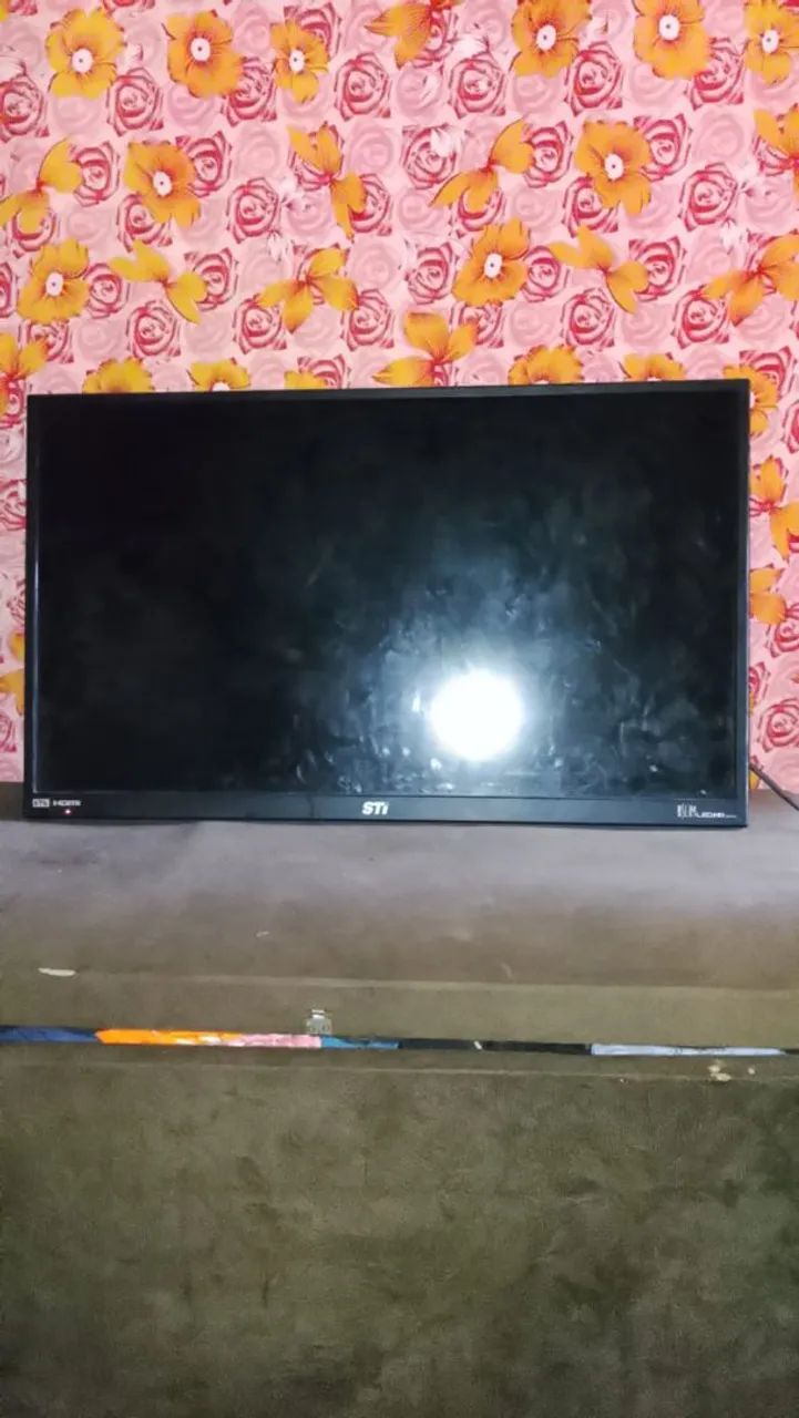 Vendo tv 32 polegadas não e smart 400 reais  - Foto 2