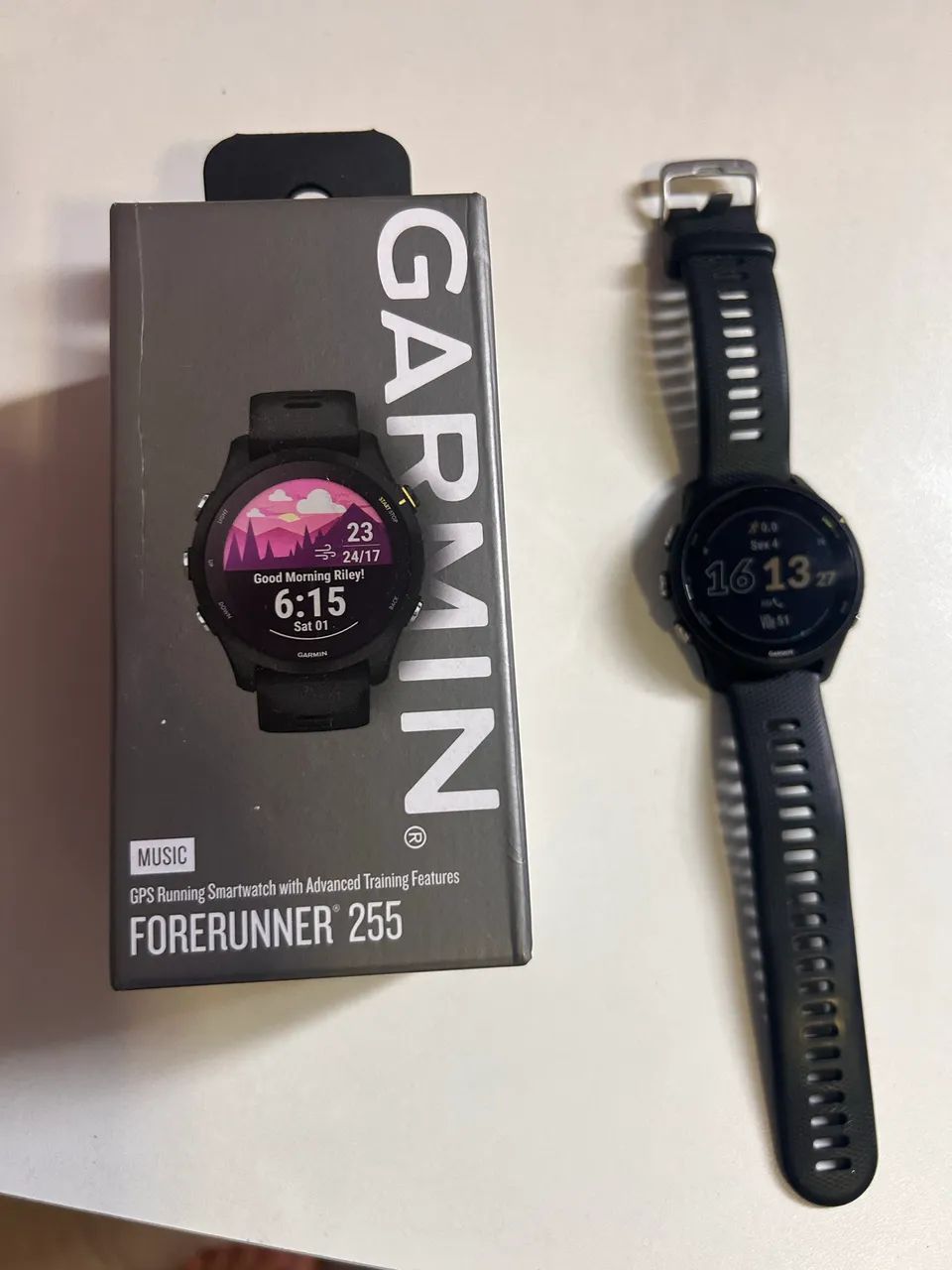 Relógio Garmin Forerunner® 255 Music