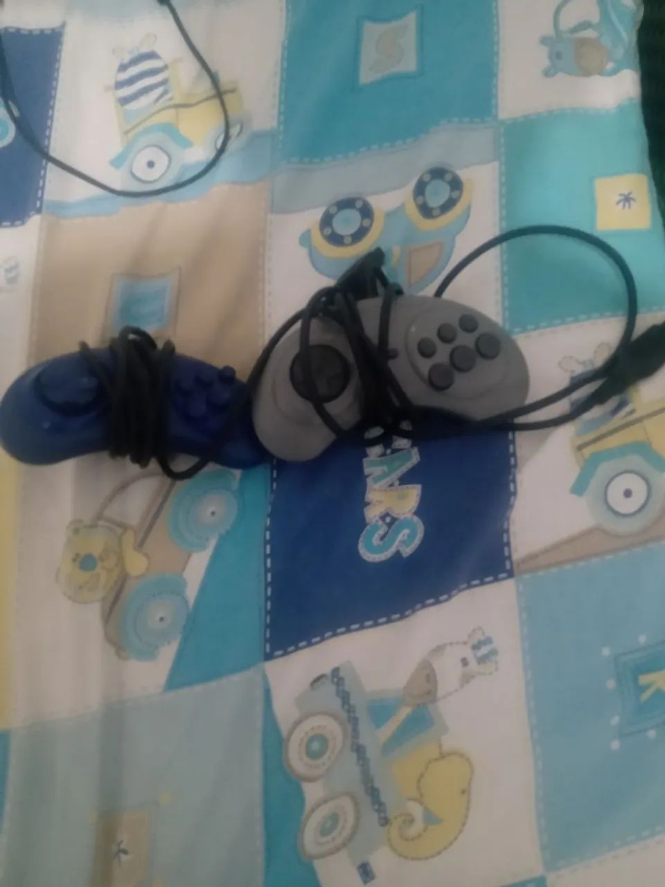 Mega Drive 3-ORIGINAL-(2 controles e 1 cartuchos de Sonic 2,vem com cabo e funciona bem!!) - Foto 3