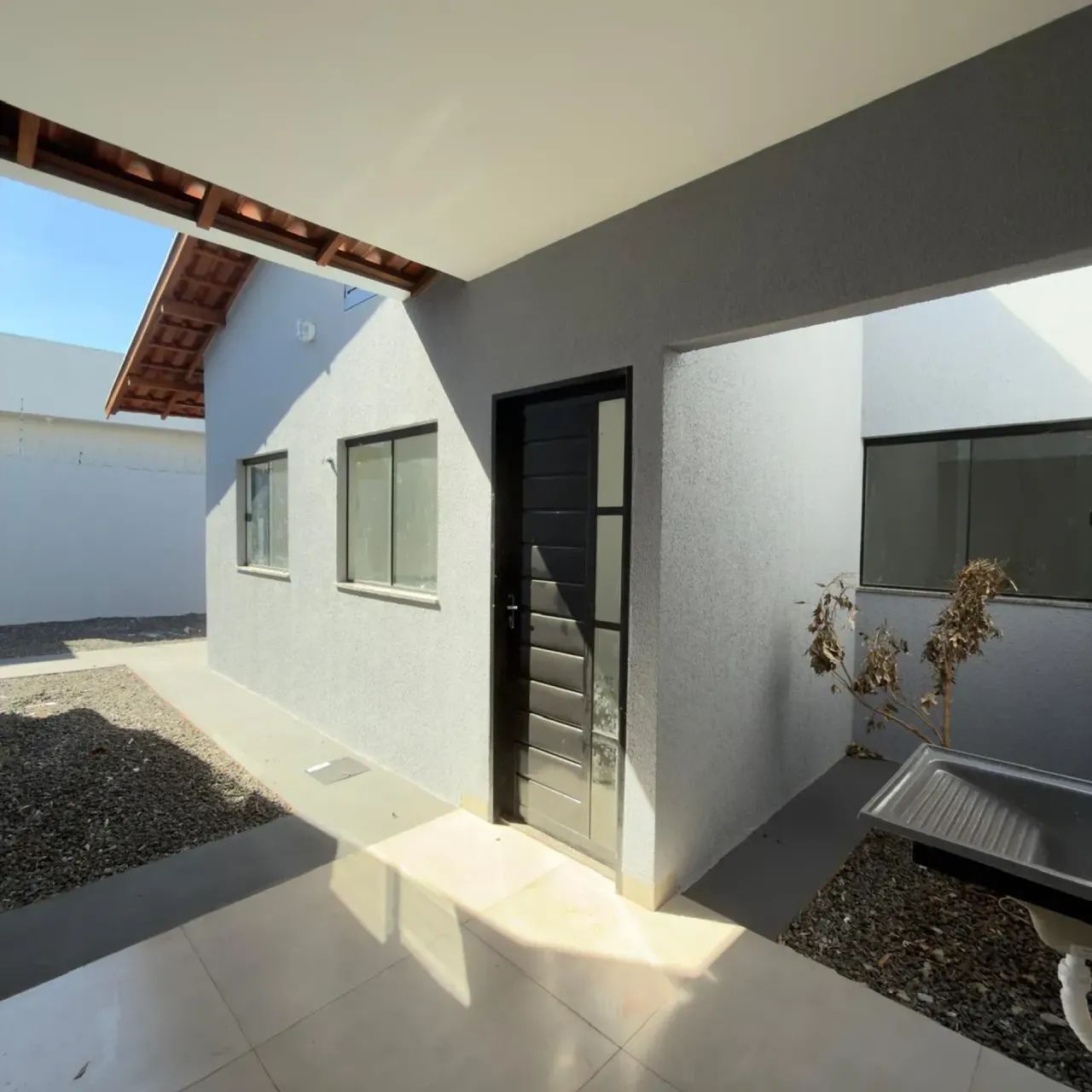 CASA TERREA A VENDA NO NOVA LIMA - Foto 2