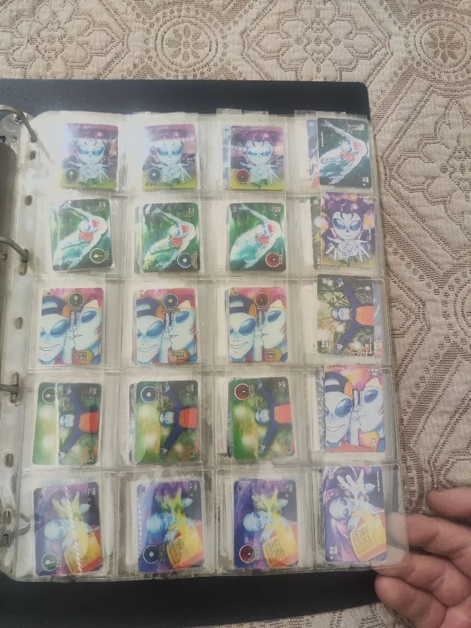 coleção conexão alien elma chips faltando 1 card - Foto 5