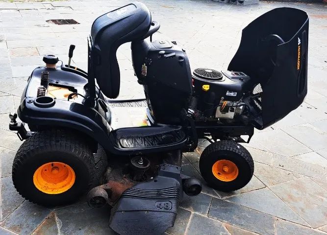 trator cortador de grama McCuloch 23HP - Foto 5