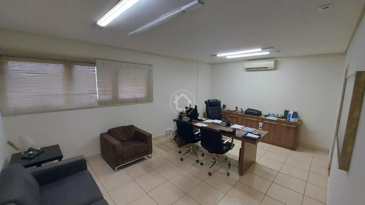IMOVEL COMERCIAL FRENTE PARA 3 RUAS - Foto 5