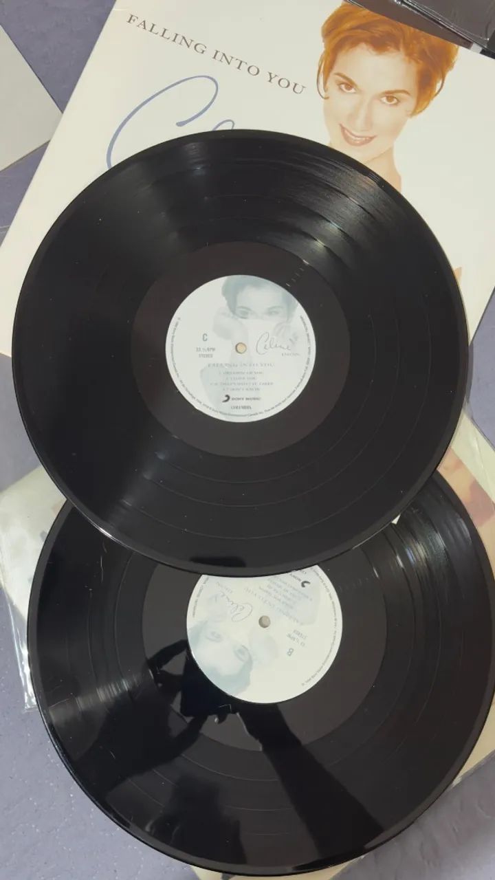LP Vinil Falling Into You - Celine Dion (usado) - Foto 2