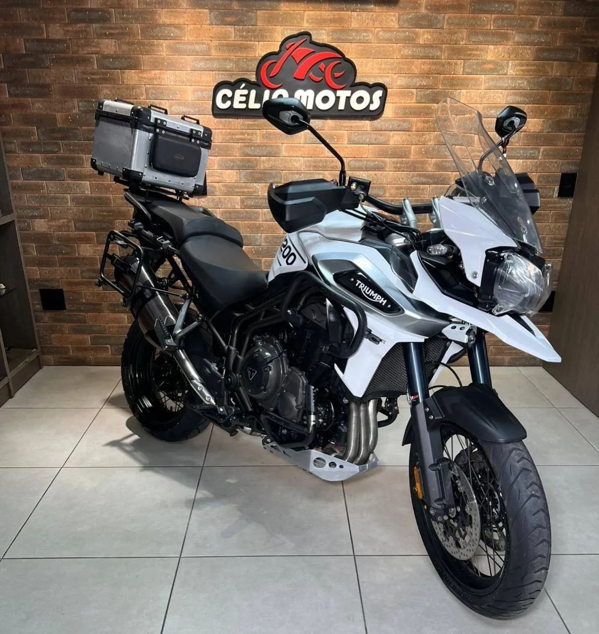 TIGER 1200 XCX BRANCA 2018/2019 - Foto 2