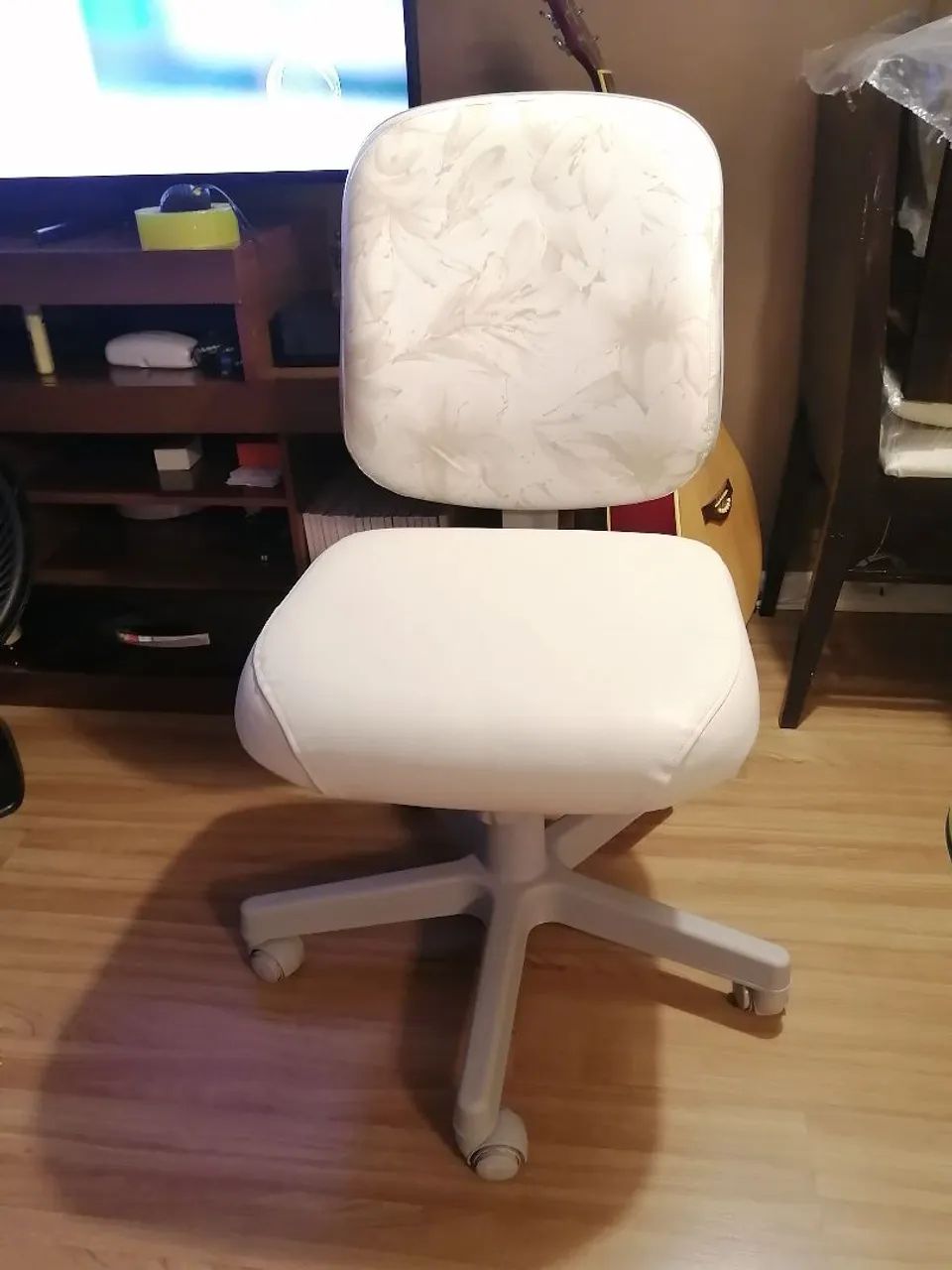 Cadeira de escritório em ótimo estado 