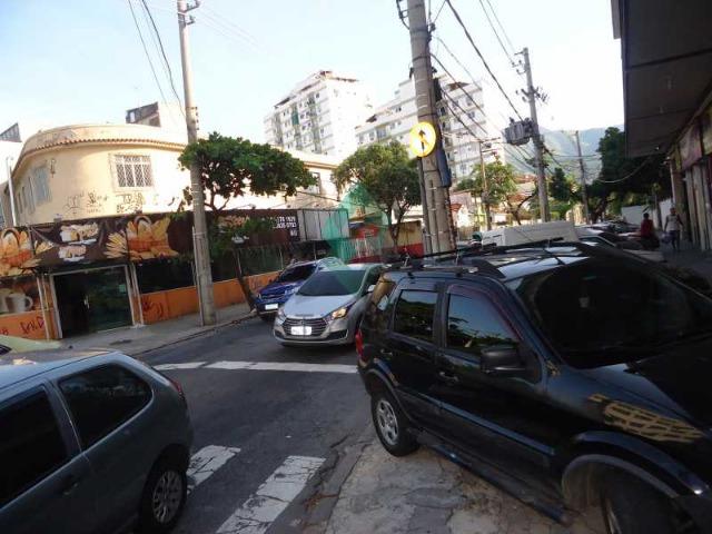 Espetacular Casa vazia 03Qts Linear com vagas pode ser residencial e comercial no Méier - Foto 3