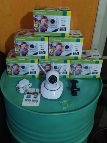Câmeras Sem fio Via Wi-Fi, visão noturna, imagem HD e gira 360° - Foto 2