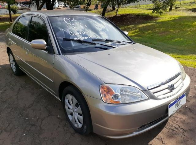Honda Civic Sedan LX 1.7 16 V 115 CV Mec Dourado - Foto 2