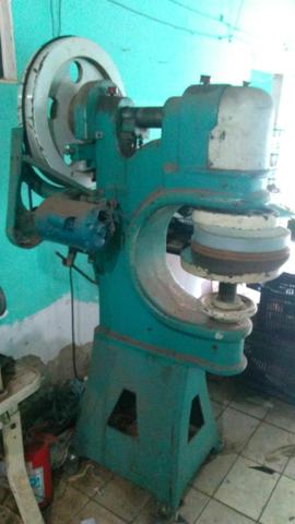 Vendo balancinha com as facas,. 2.200