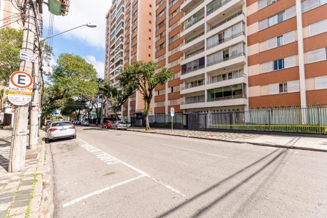 Apartamento com 3 dormitórios para alugar, 143 m² por r$ 1.980,00/mês - centro - curitiba/ - Foto 17