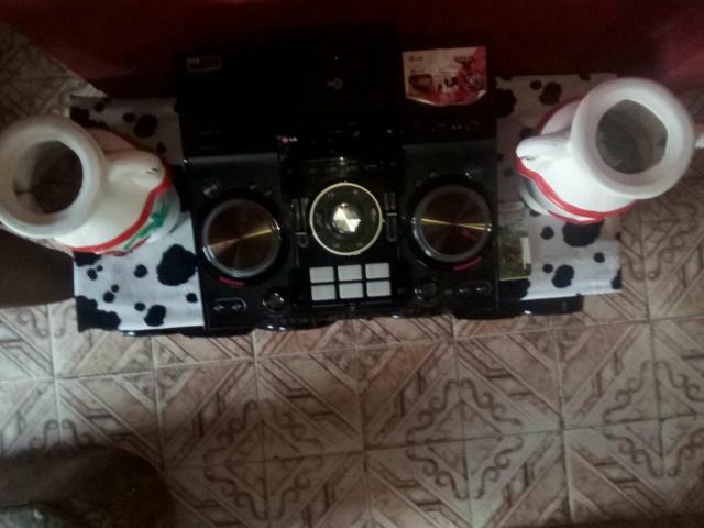 Vendo LG mine paredão