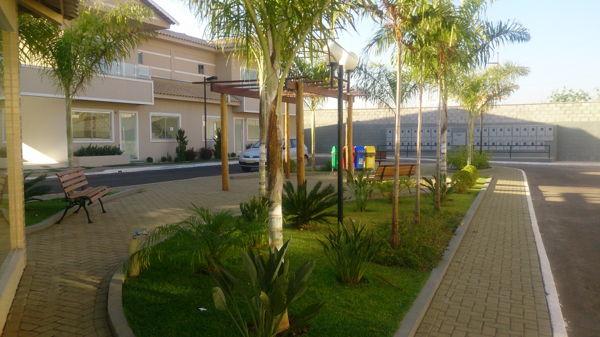 Casa em condomínio com 3 quartos no R- Vilar Primavera - Bairro Setor Castelo Branco em Go - Foto 13