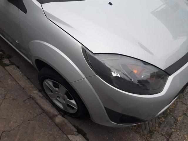 Fiesta Sedan SE - 14/14 - 1.0 - Foto 8