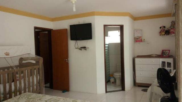 Casa de quatro quartos em Lauro de Freitas - Foto 13
