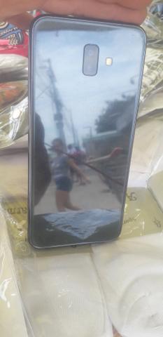 J6+ plus de barbada