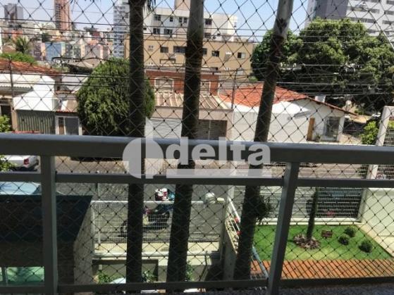 Apartamento para alugar com 3 dormitórios em Saraiva, Uberlândia cod:606262 - Foto 6