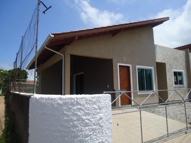 Casa térrea 2 dorm uma suíte