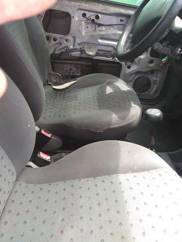 Carro Ford fiesta - Foto 4
