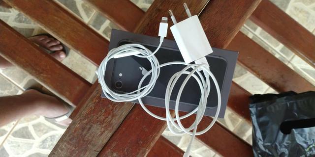 Iphone 8 64gb novo na garantia ainda. Somente venda. Aceito cartão de crédito - Foto 3