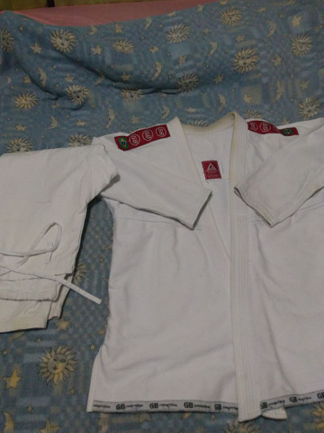 VENDO KIMONO GRACIE BARRA A1