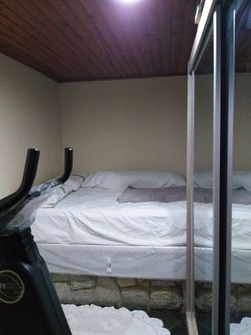 Alugo casa de fundo jd bom retiro - Foto 2