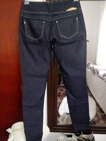 calça jeans the toccs