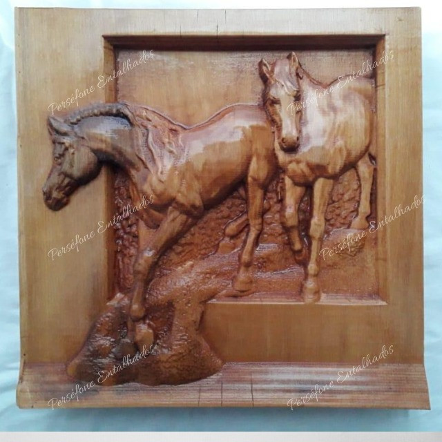 Cavalo Entalhado em madeira nobre - Foto 2