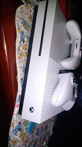 Xbox one s 4k 1 tera - Foto 2