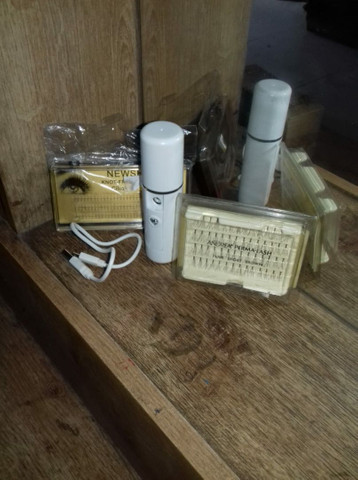 Kit extensão de cílios NOVO na caixa - Foto 2