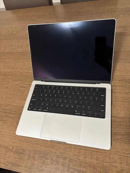 MacBook Pro m3 18gb ssd 512gb - Foto 2