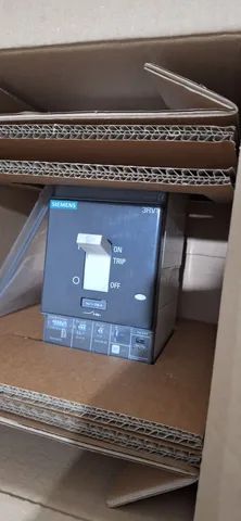 Disjuntor caixa moldada tripolar eletromanético 400v 100A 120KA  - Foto 3