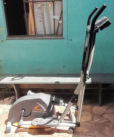 Ate 10x sem Juros - Elíptico Magnético Athletic Advanced 330ee