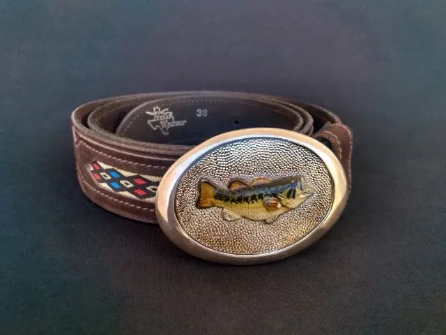 Cinto De Pesca Único Em Couro Com Fivela Black Bass