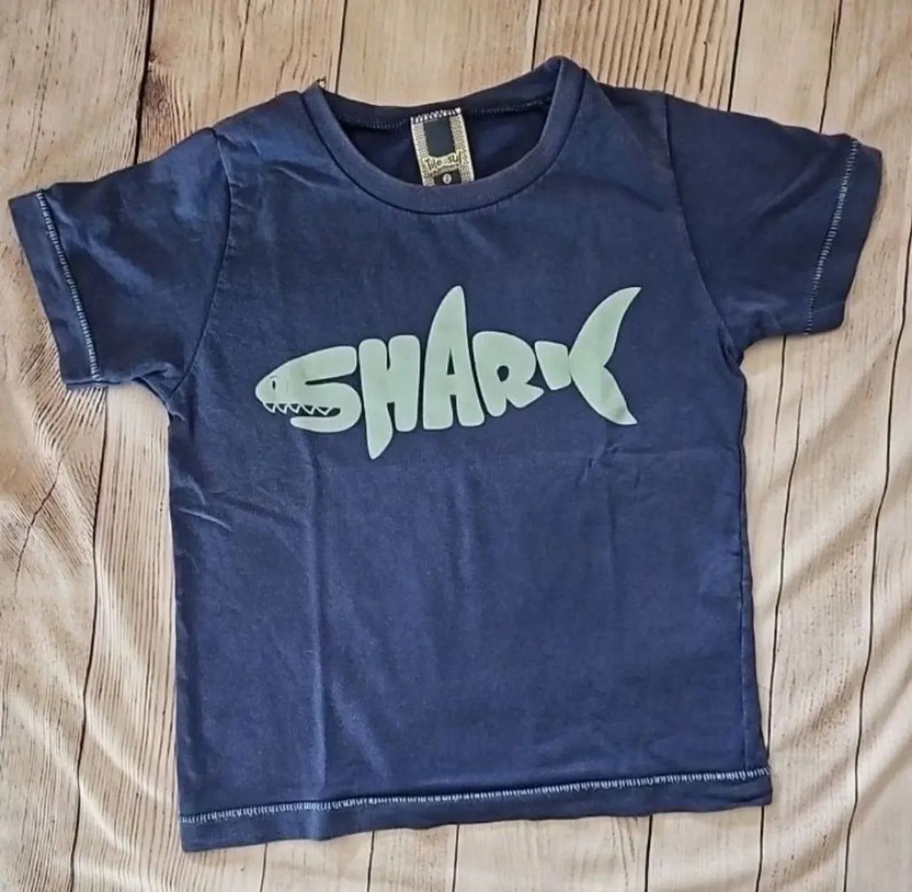 3 Camisetas Bebê 2 Anos - Spiderman, Dinossauro e Tubarão - Foto 3