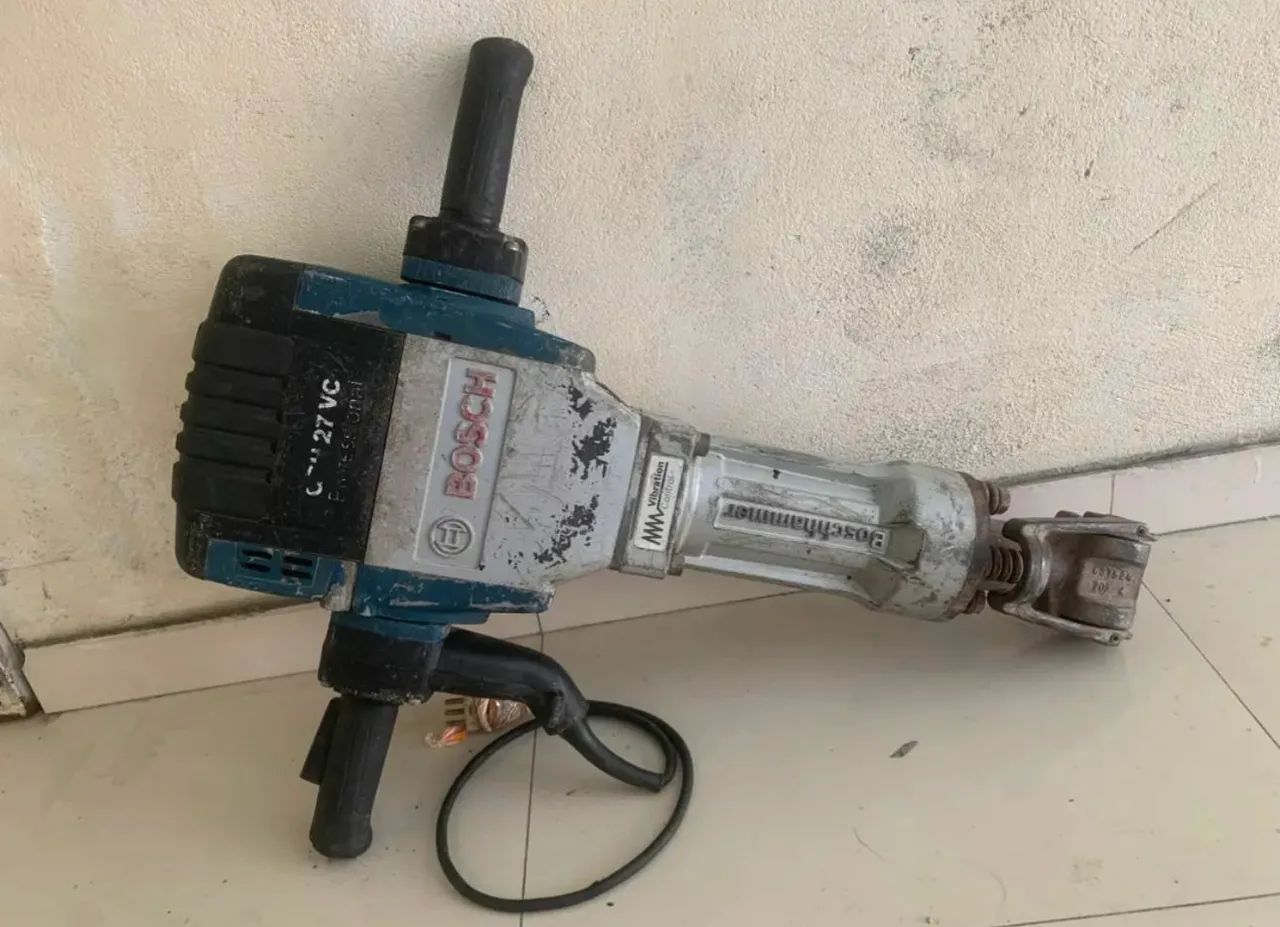 Vendo Martelete 30kl GSH27VC BOSCH - Foto 2