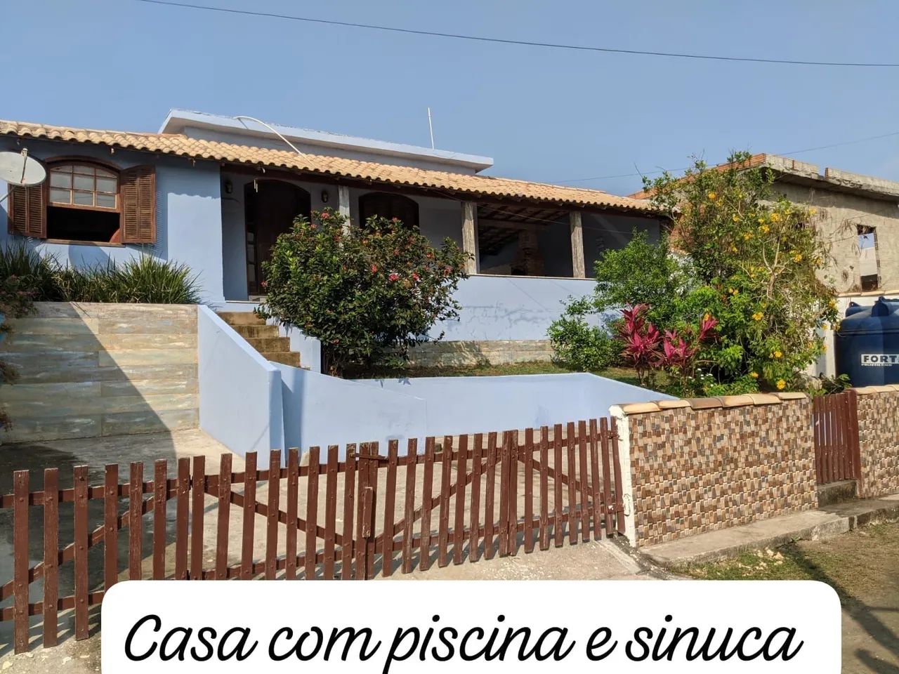 Quadra do mar Arraial: piscina e sinuca com churrasqueira e 2 outros lindos imóveis