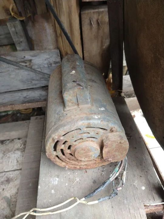 Moenda ou engenho de moer cana,fazer garapa  - Foto 2