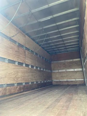 Cargo 1119 bau 6 metros - Foto 11