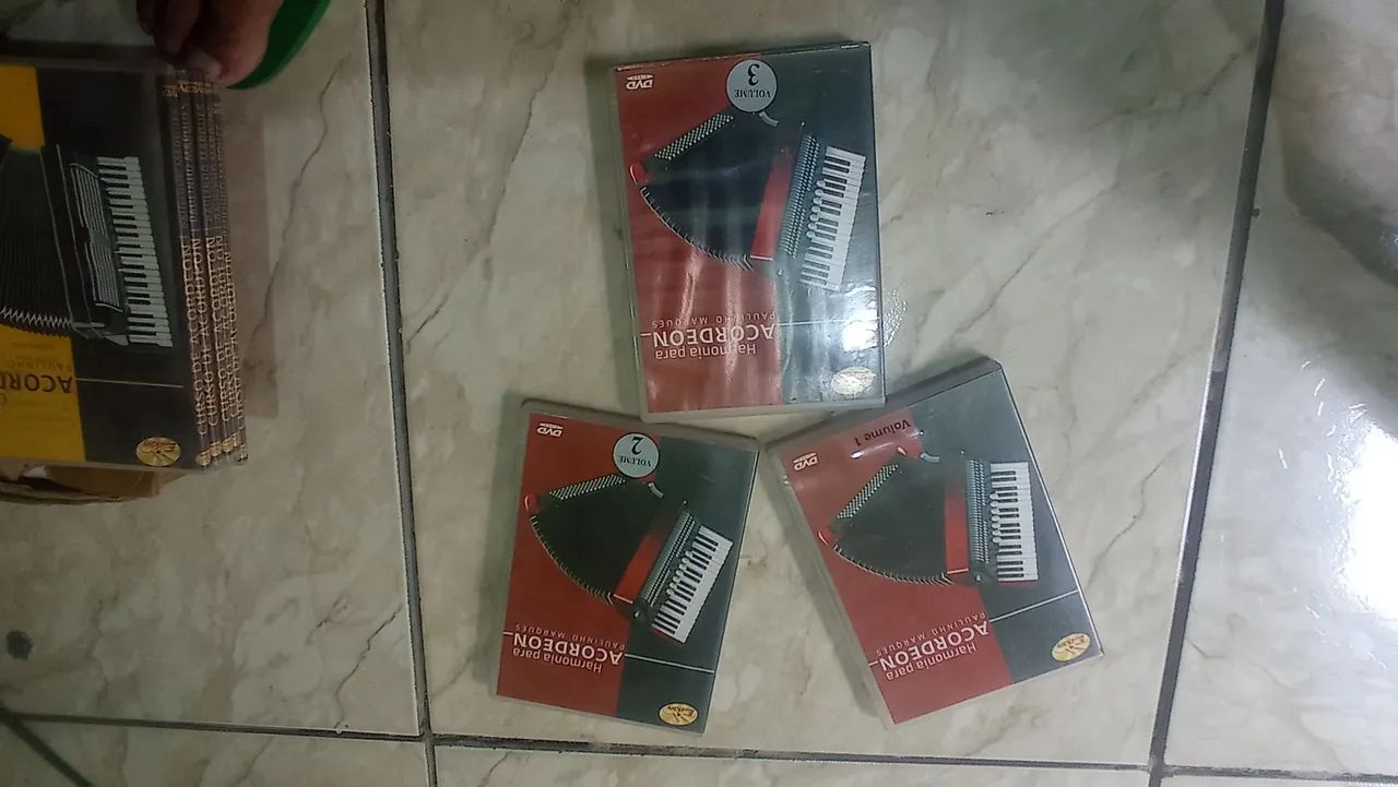 DVDs Curso de Acordeon - Harmonia para Acordeon