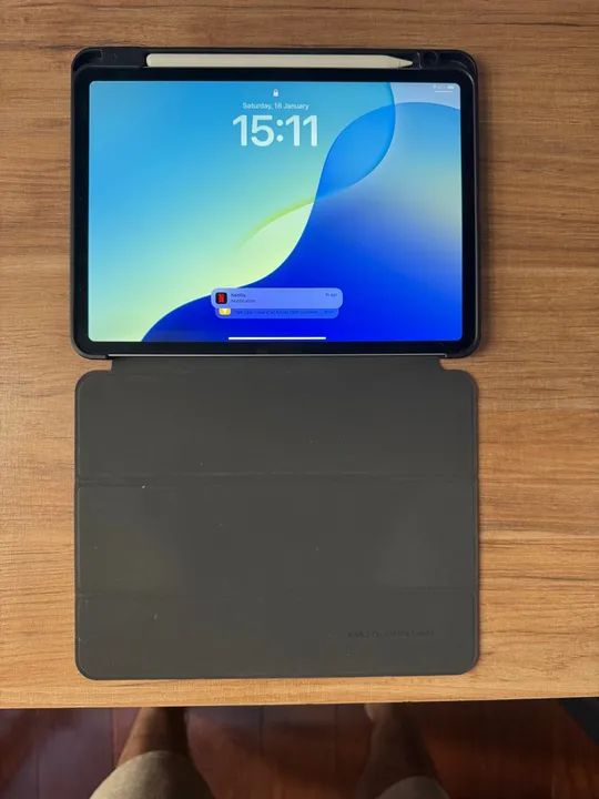 iPad Pro (11-inch) (4th generation) M2 - 2022 + Apple pencil