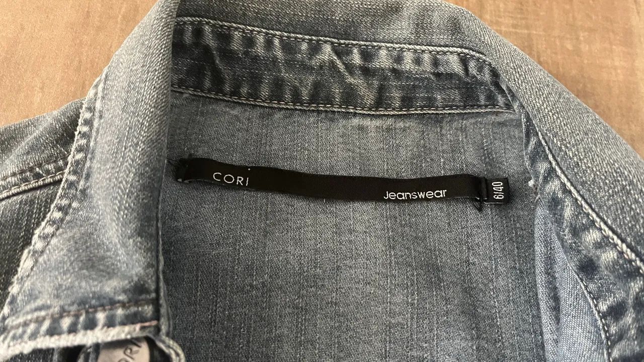 Jaqueta jeans Cori tamanho 40 - Foto 3